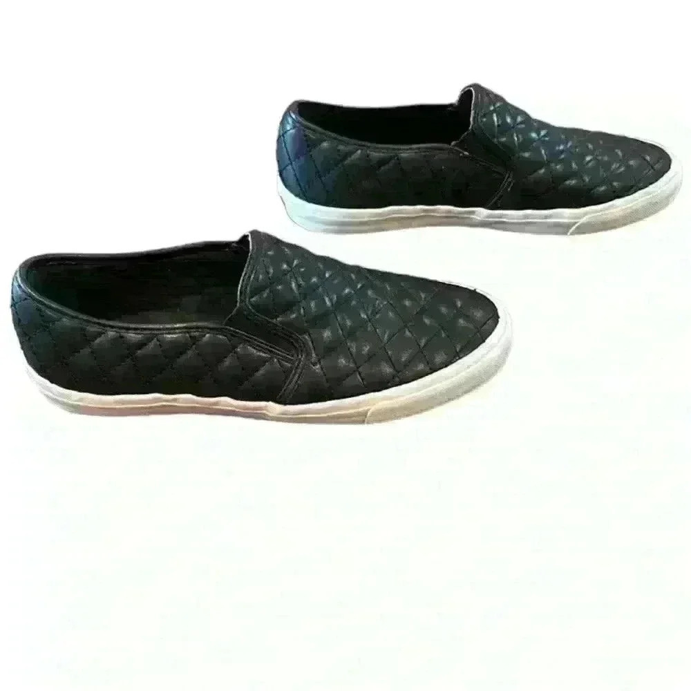 G.H. Bass and Co. black slip on size 7 - Picture 2 of 13